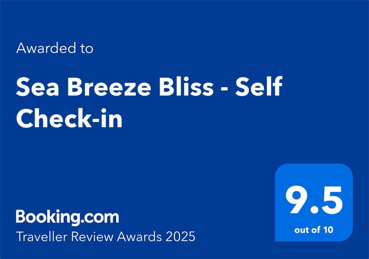 Sea Breeze Bliss - Self Check-In Apartment St. Paul's Bay Bagian luar foto