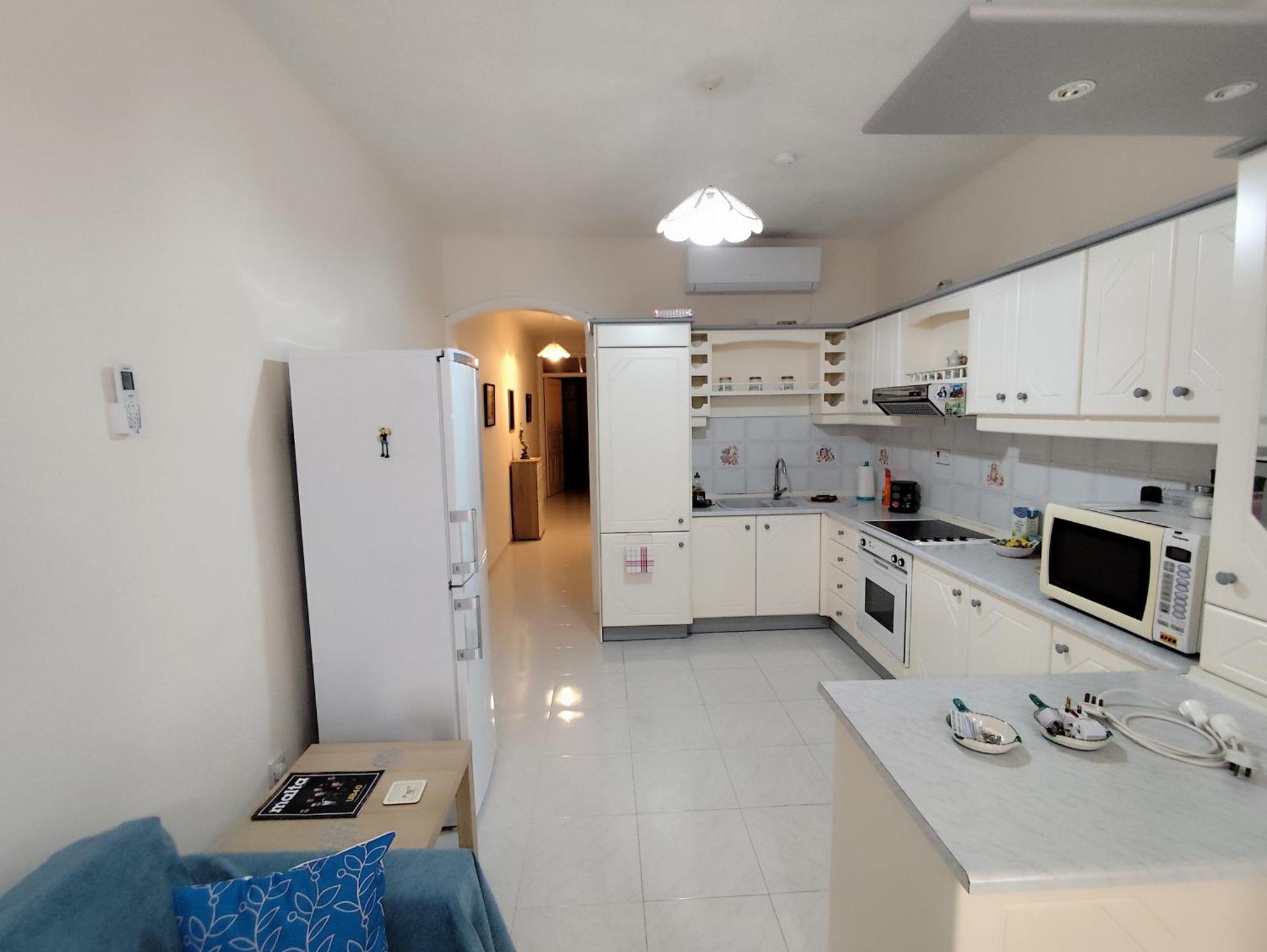 Sea Breeze Bliss - Self Check-In Apartment St. Paul's Bay Bagian luar foto
