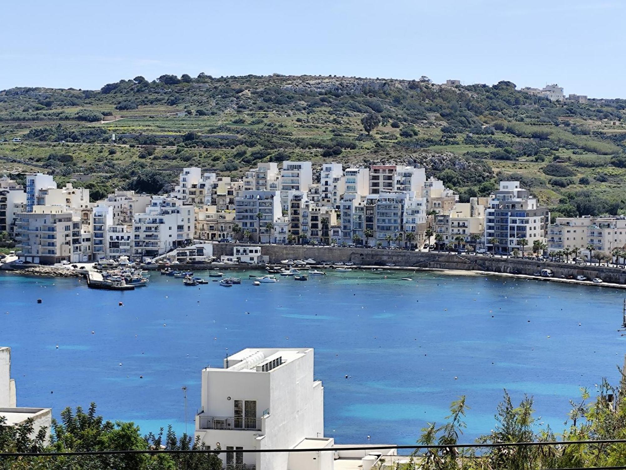 Sea Breeze Bliss - Self Check-In Apartment St. Paul's Bay Bagian luar foto